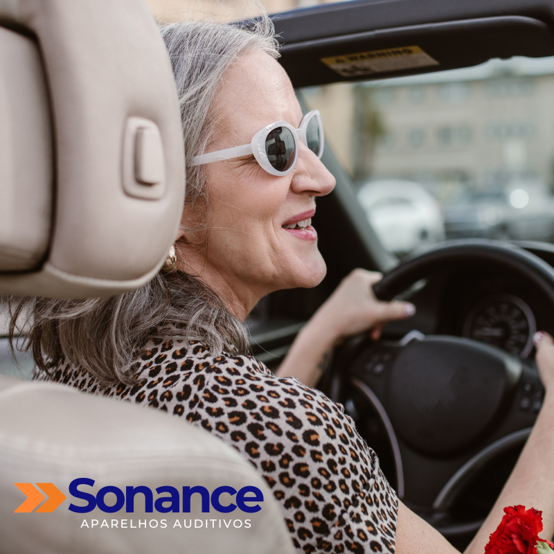 Dicas para dirigir em segurança tendo perda auditiva